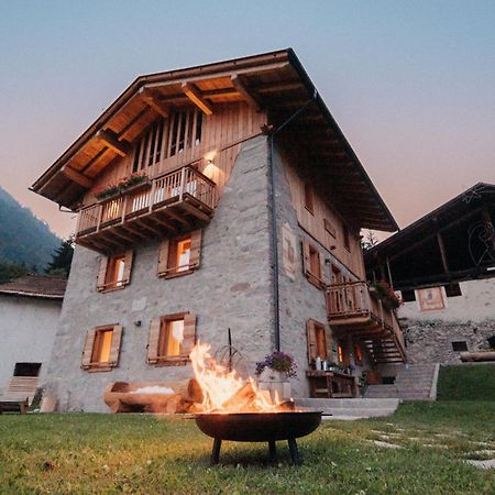 Pimont Alpine Chalet Madonna di Campiglio Exterior photo