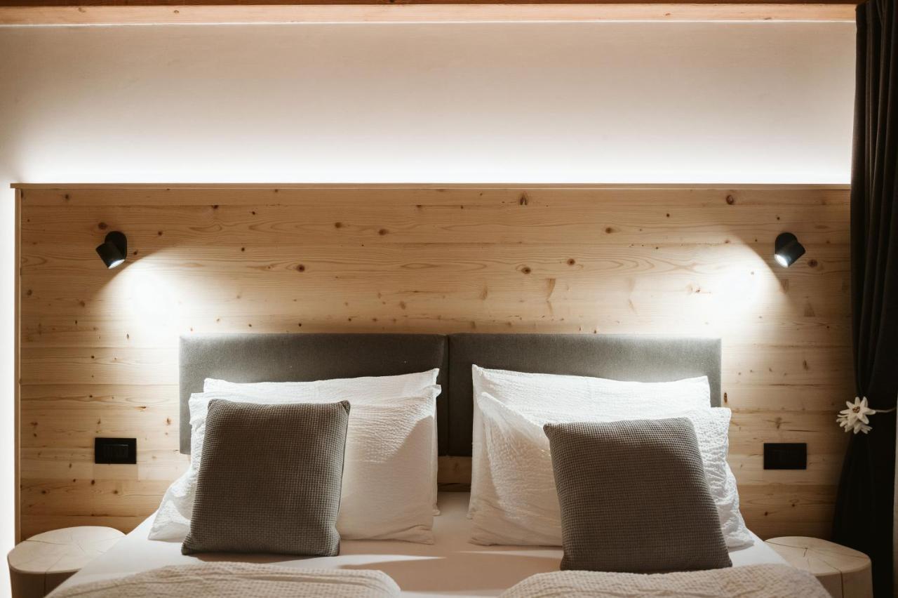 Pimont Alpine Chalet Madonna di Campiglio Exterior photo