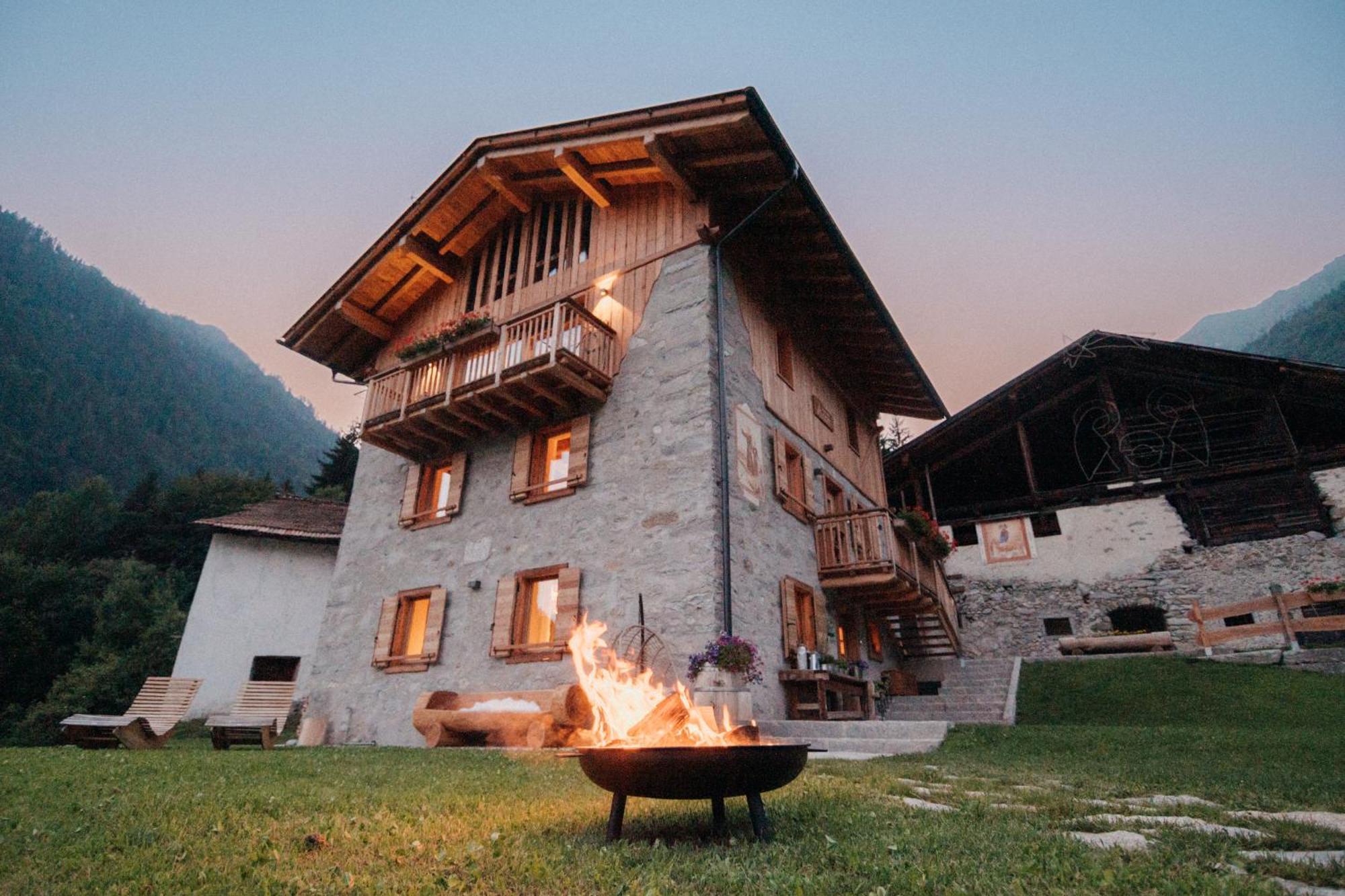 Pimont Alpine Chalet Madonna di Campiglio Exterior photo